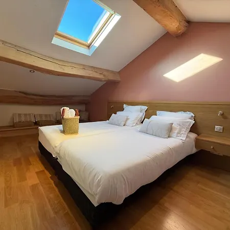 Escapade Gæstehus Pérouges